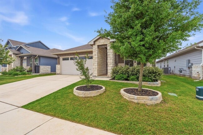 Building Photo - 2807 Rustic Hills Dr