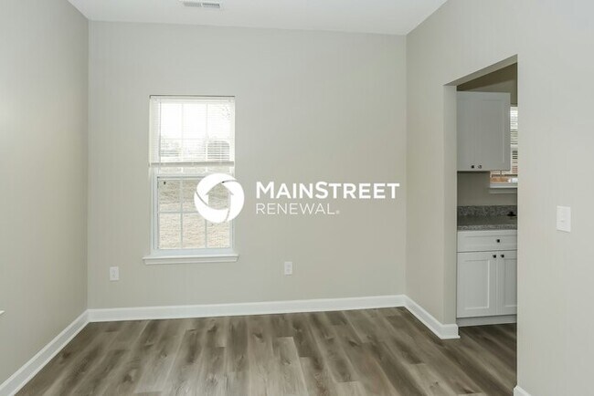 Foto del edificio - 3 Bedroom Pet-Friendly Home in Concord, NC with Main Street Renewal