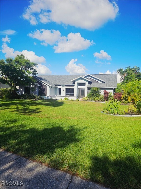 Foto del edificio - 6737 Plantation Pines Blvd
