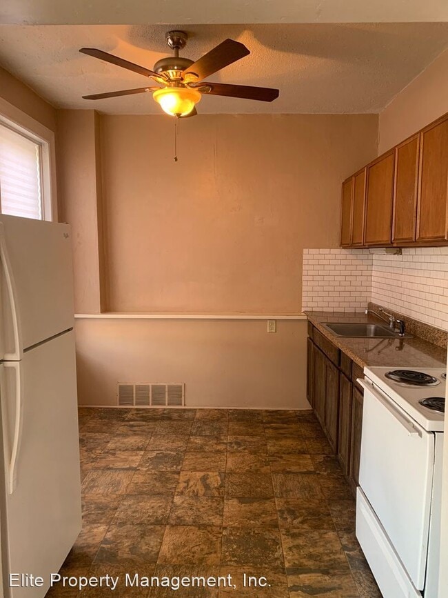 Foto del edificio - 2 br, 1 bath House - 208 Carlisle Avenue, ...