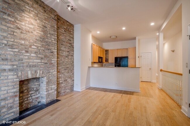 Foto del edificio - 1418 N Mohawk St