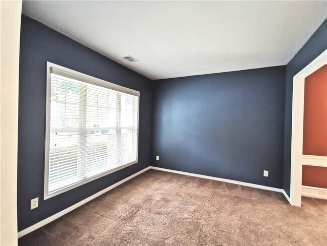 Foto del edificio - 2430 Woodford Ln NE