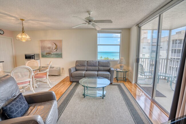 Foto del edificio - 5800 Bonita Beach Rd SW