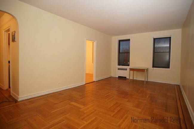 Foto del edificio - 1347 Ocean Ave