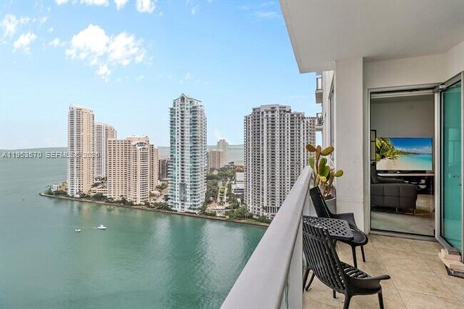 Photo - 300 S Biscayne Blvd Apartment