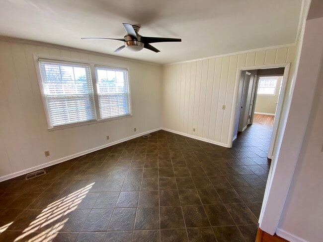 Dining Room, Hall to Bedrooms - 4408 Juneau Dr