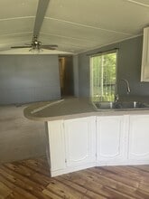 Building Photo - 148 Merritt Dr