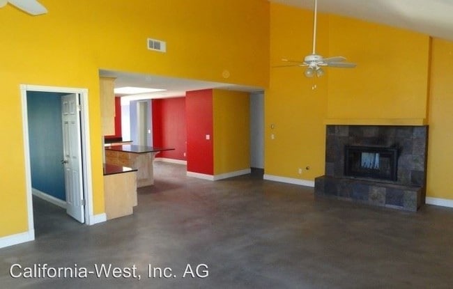 Building Photo - 4 br, 3 bath House - 6601 CAT CANYON