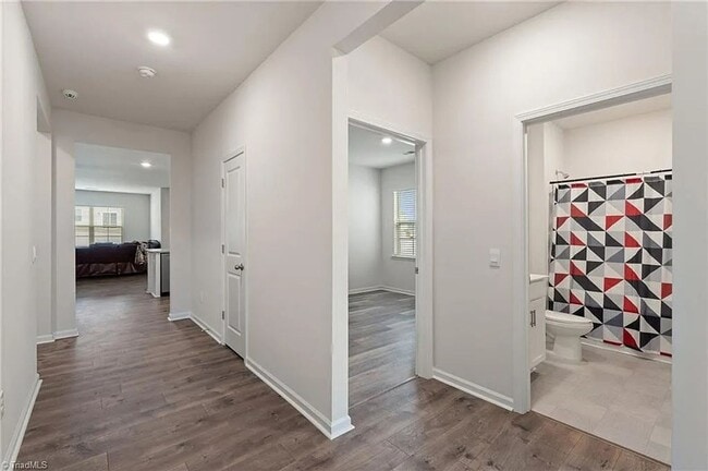 Building Photo - 4608 Reedy Creek Farm Cir