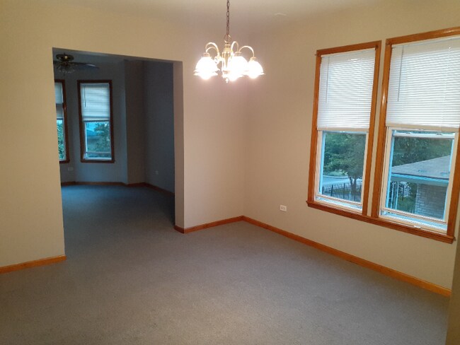 Foto del edificio - 527 N Lockwood Ave