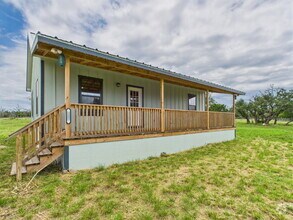 Building Photo - 157 Hill Country Cabin Ln