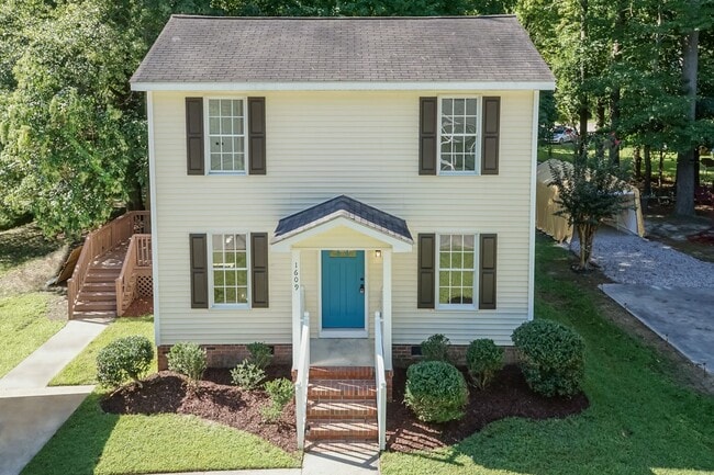 Building Photo - Amazing 3 bedroom home in Rocky Mount
