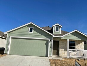 Building Photo - 3306 Kornberg Dr