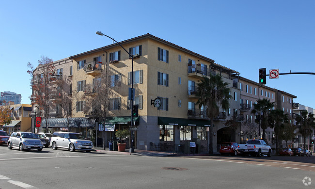 Building Photo - Hawthorn Place