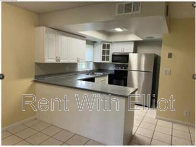 Photo - 25 Laredo Pl Apartment