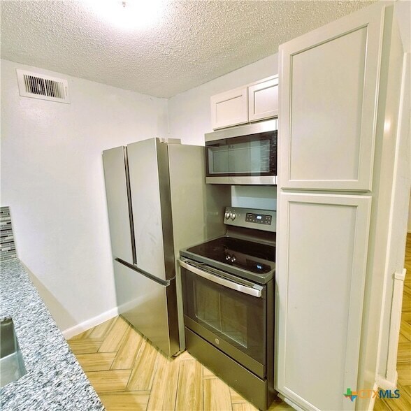 Foto del edificio - 1901 N 10th St