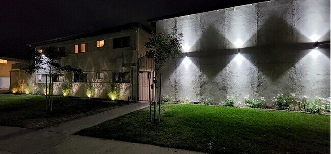 Building Photo - 315 Pearson Ave