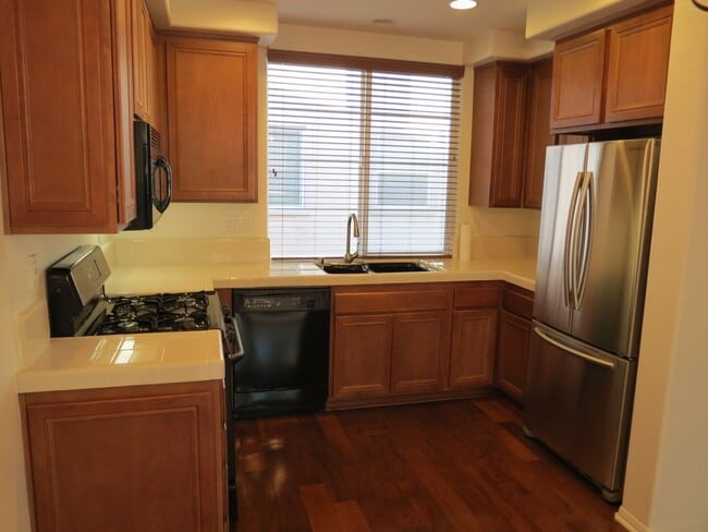Foto del edificio - Rancho Coronado / Discovery Hills San Marcos Townhome- CSUSM Close