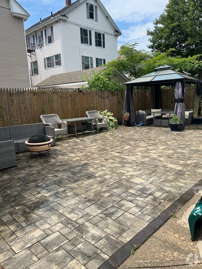 Oak Hill Student Apartments for Rent Pawtucket, RI 8 Rentals