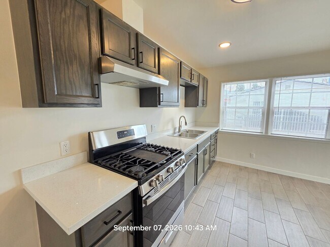 Building Photo - 15069 Nurmi St