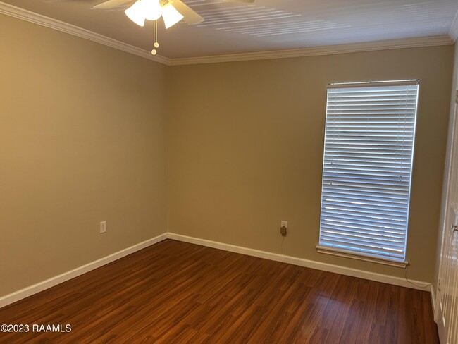 Building Photo - 701 S College Rd