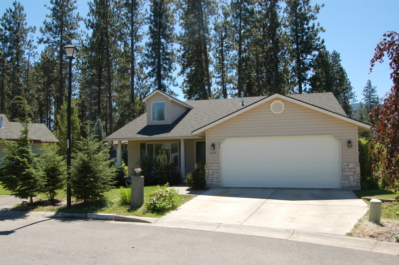 Foto principal - 406 S Chinook Cir