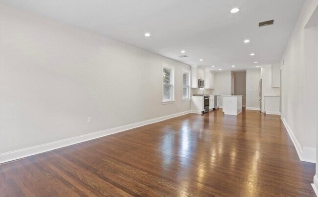 Foto del edificio - 14-16-16 Coniston Rd