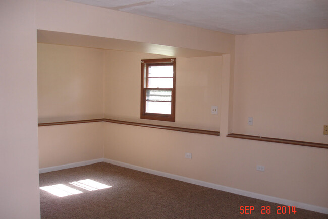 Foto del edificio - 2424 Highland Cir