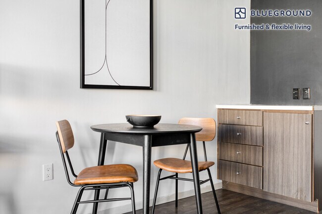 Foto del edificio - 445 Artisan Way