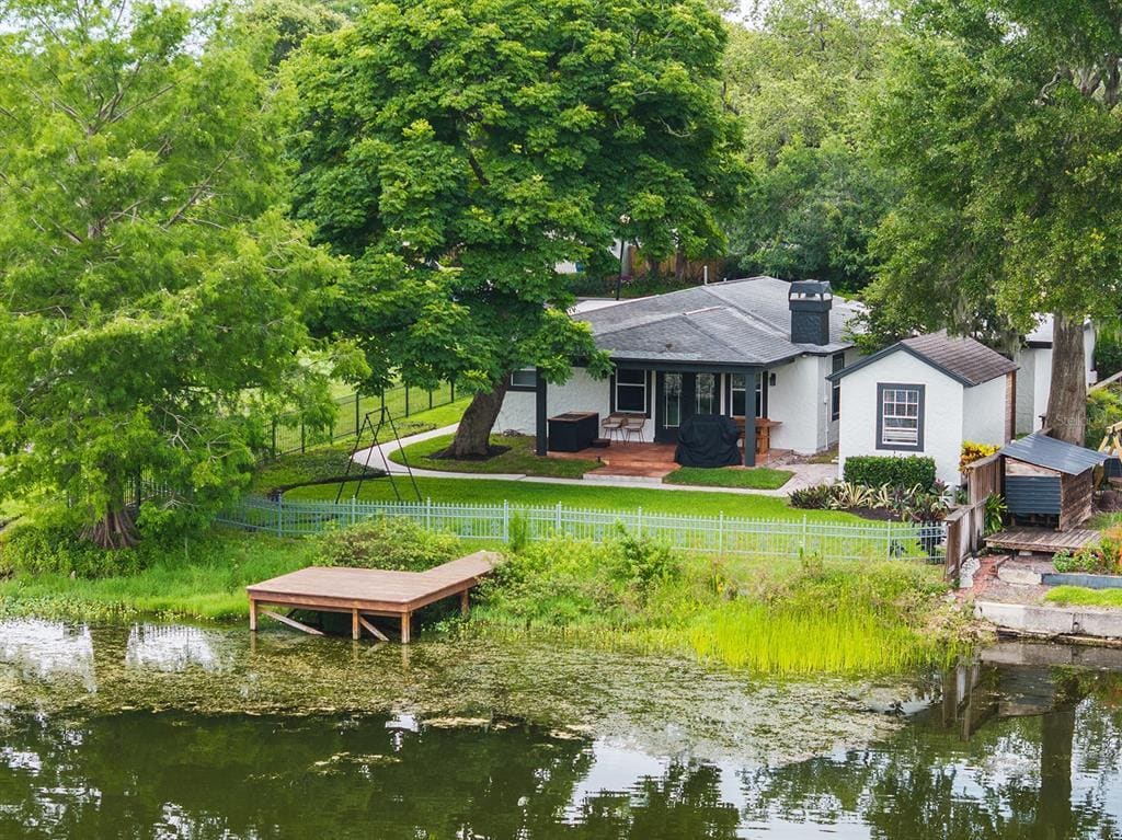 Primary Photo - 2227 Howard Dr