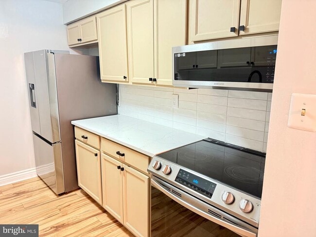 Foto del edificio - 5300 Holmes Run Pkwy