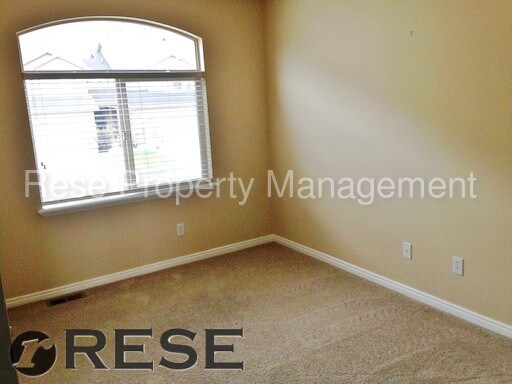 Foto del edificio - Beautiful Cedar Hills Townhome
