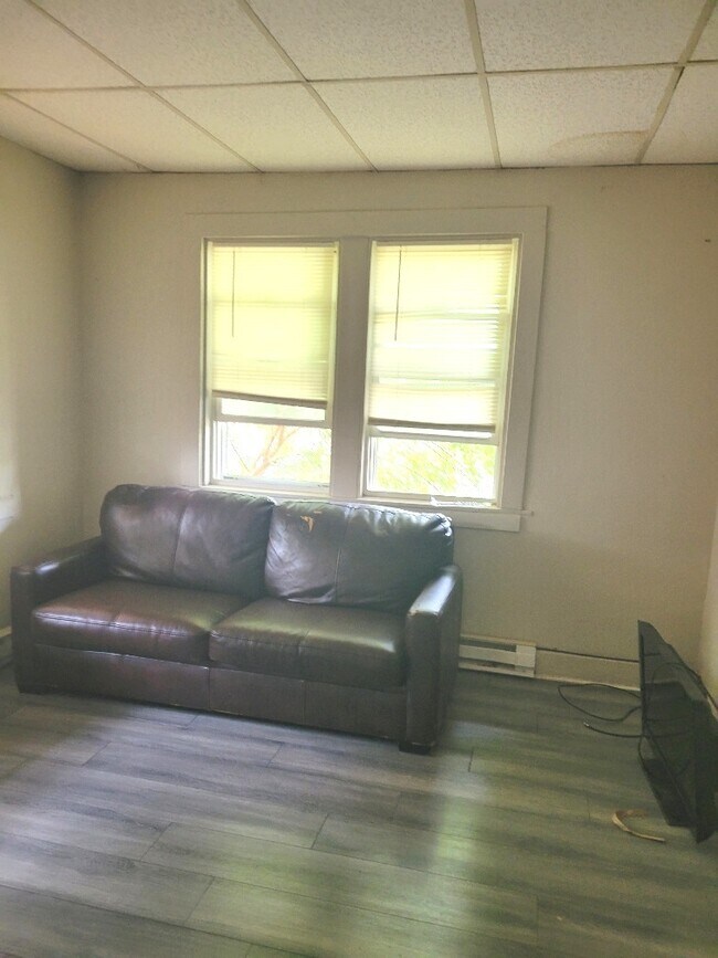 Foto del edificio - 378 W 16th St