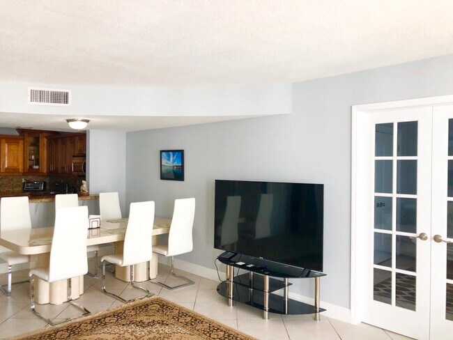 Foto del edificio - 2401 S Ocean Dr