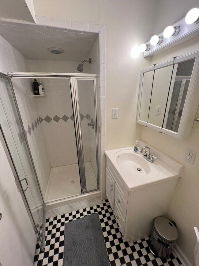Building Photo - 55 Brandywyne Dr