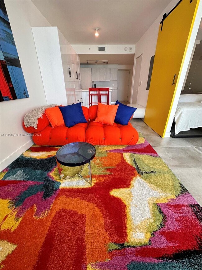 Foto del edificio - 501 NE 31st St