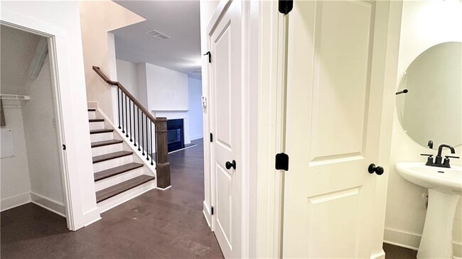 Building Photo - 94 N Auburn Landing Pl