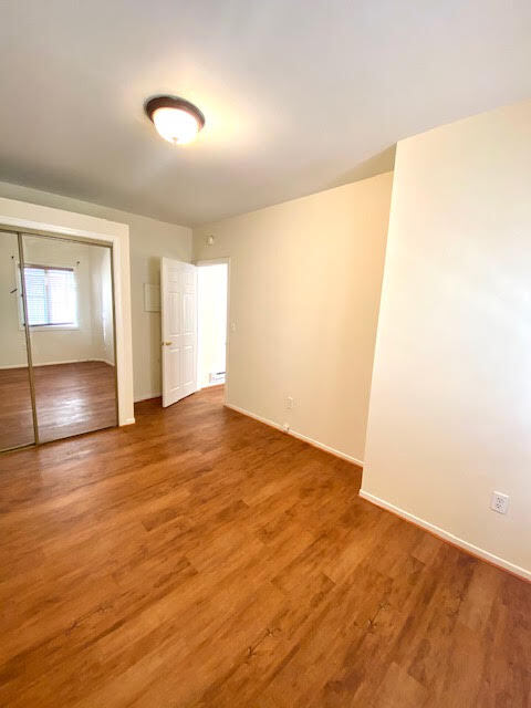 Building Photo - 1255 N Flores St