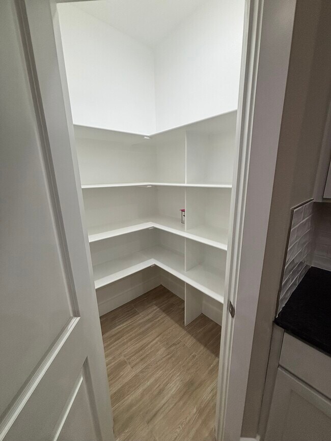 Foto del edificio - 470 Azurite Rd