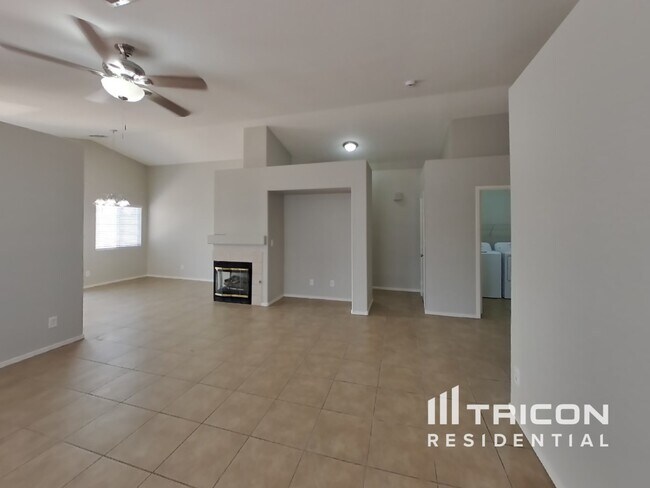 Building Photo - 6700 Painted Canyon Ct