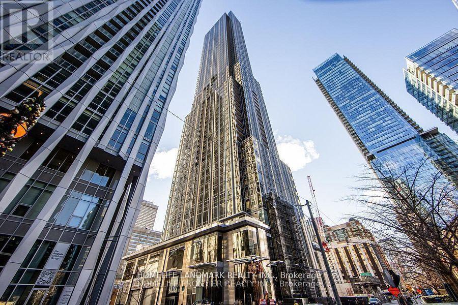 Photo principale - 11-3611 Yorkville Ave
