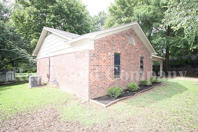 Foto del edificio - 5356 Lakeview Cove