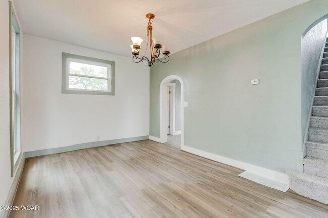 Building Photo - Beautiful and fully renovated Home for Rent