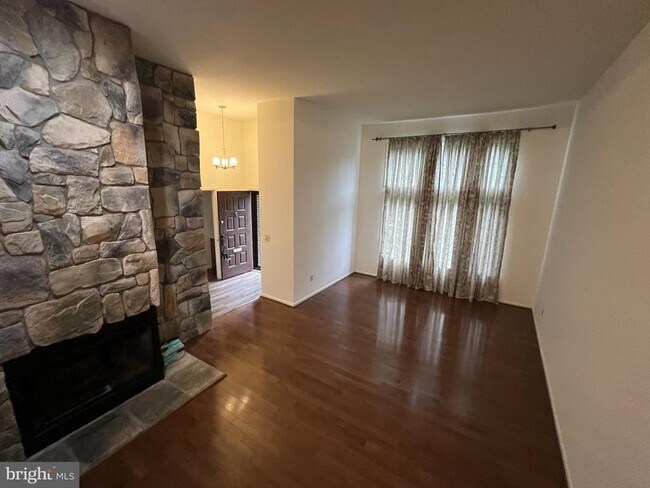 Foto del edificio - 8729 Sheridan Farms Ct