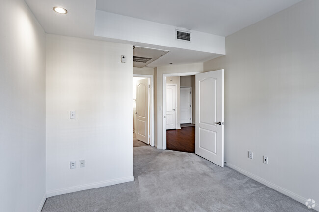 2BR, 2BA - The Mission Apartments