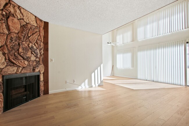 Building Photo - 3415 McLaughlin Ave