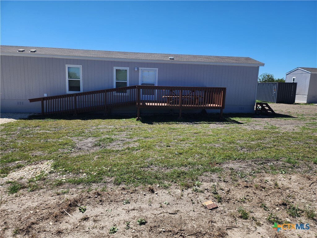 Foto principal - 220 County Rd 2600
