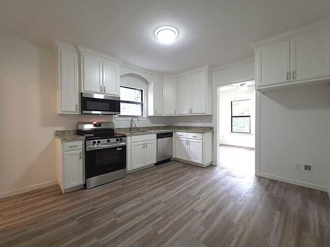 Foto del edificio - Fully Remodeled Home in the Heart of Tyler...