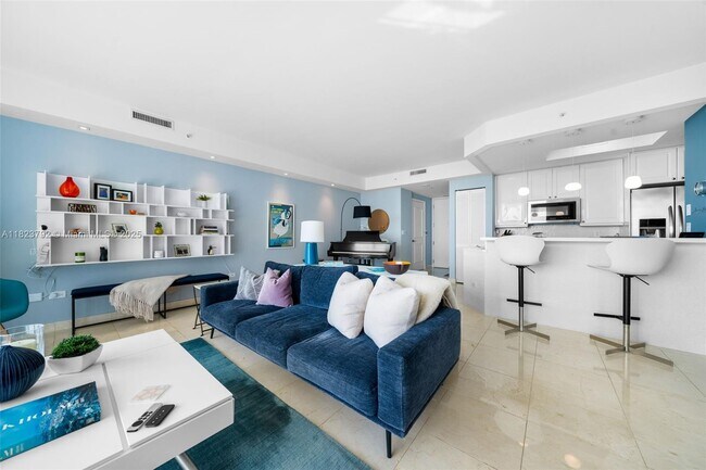 Foto del edificio - 848 Brickell Key Dr