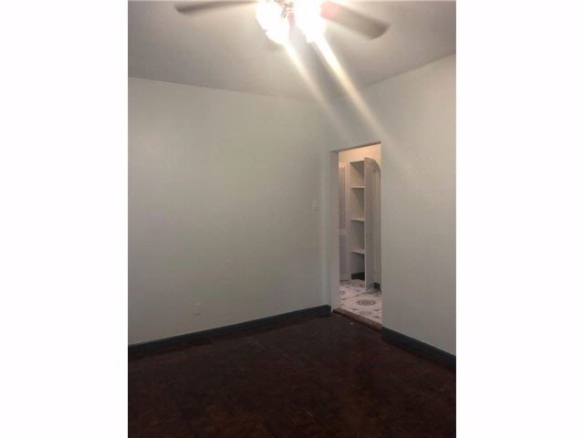 Foto del edificio - 437 Atkins Ave